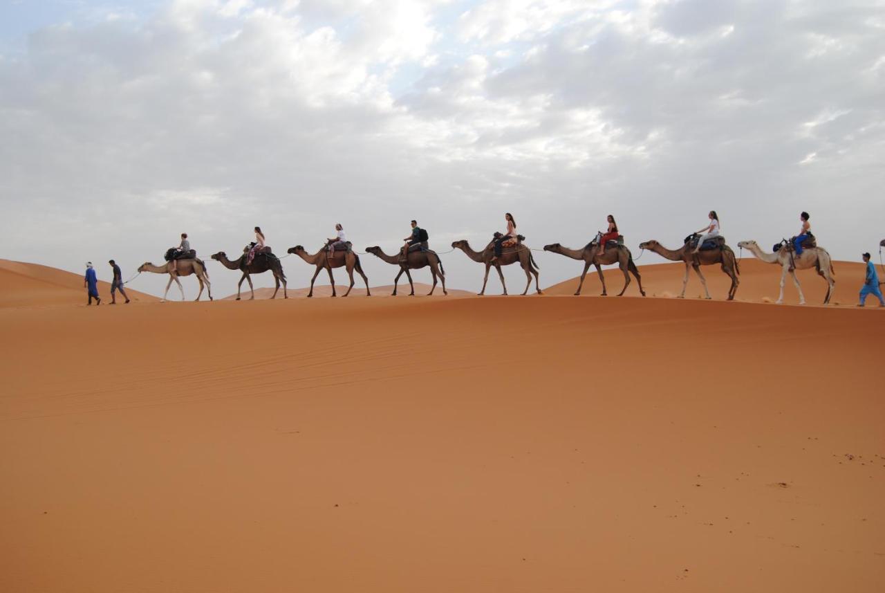 Desert Camel Trekking Camp Merzouga Exteriör bild